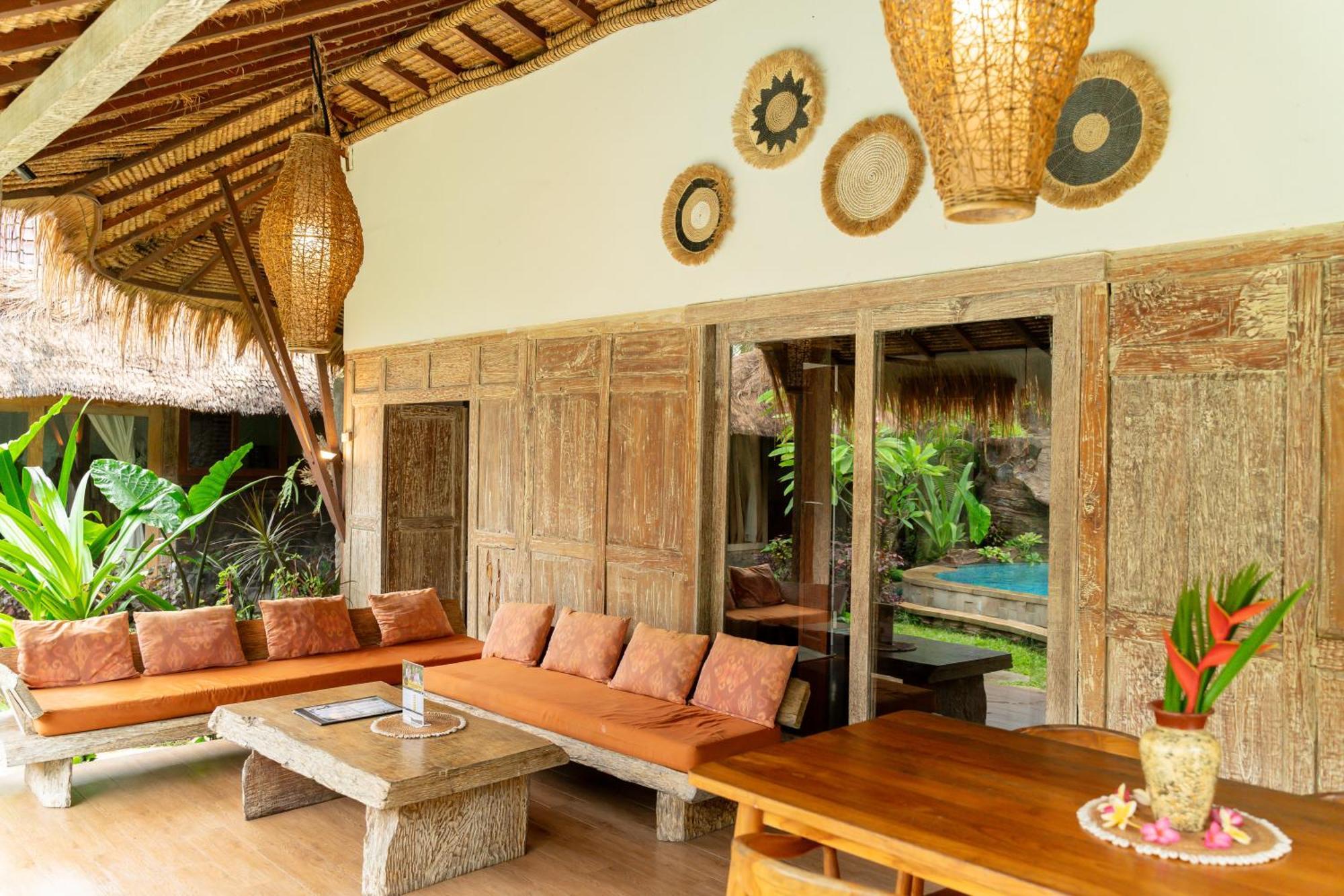 Puri Samaira Villa Tanjung  Exterior photo