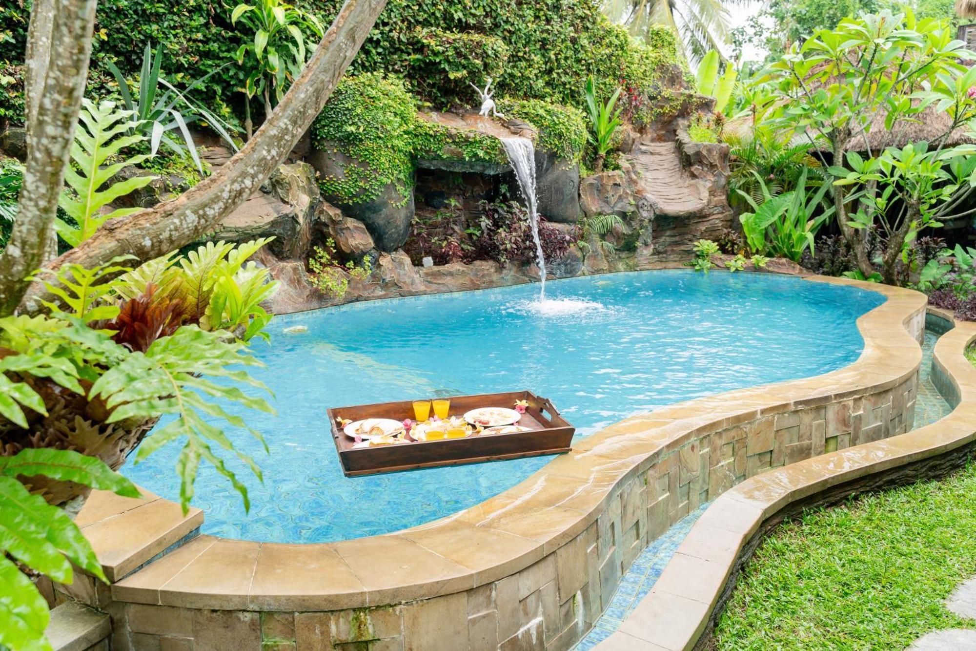 Puri Samaira Villa Tanjung  Exterior photo